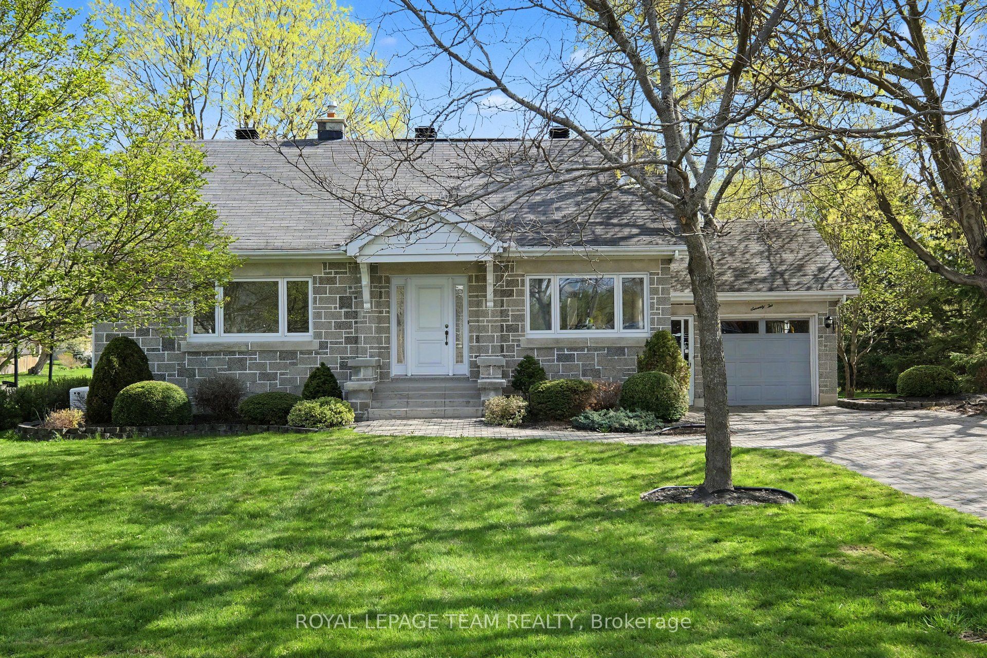 Additional image 2 of 72 Fowler Street, Ottawa, ON, K0A 2Z0