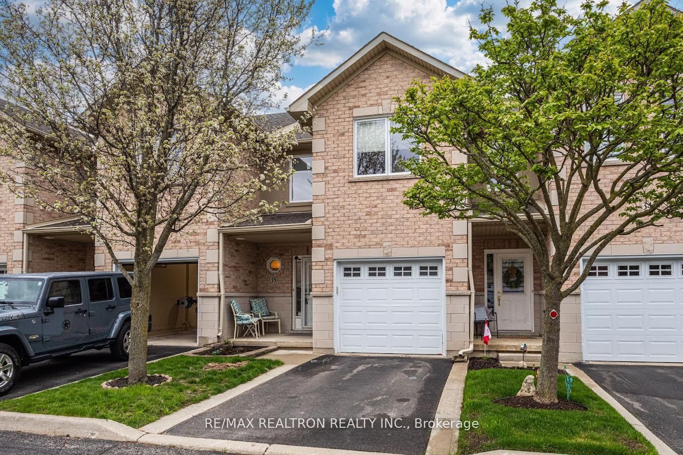 Additional image 2 of 35-81 Valridge Drive, Hamilton, ON, L9G 5B6