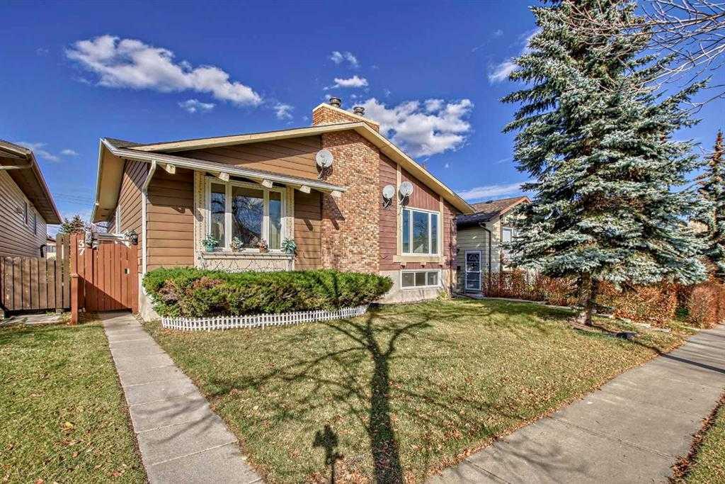 Additional image 2 of 39 Bermuda Drive, Calgary, AB, T3K 1H5