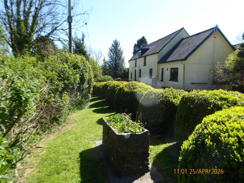2 bed flat to rentSt Clears, Carmarthen SA33