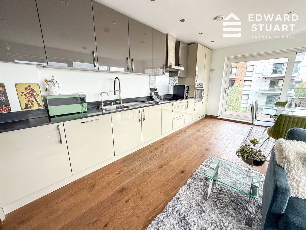 Additional image 2 of 2 bed flat for saleKitson House, East Station Road, Peterborough, Cambridgeshire PE2