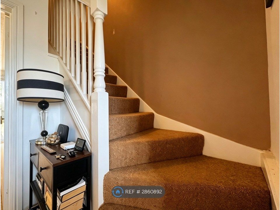 Additional image 6 of 2 bed terraced house to rentCwrt Draw Llyn, Caerphilly CF83