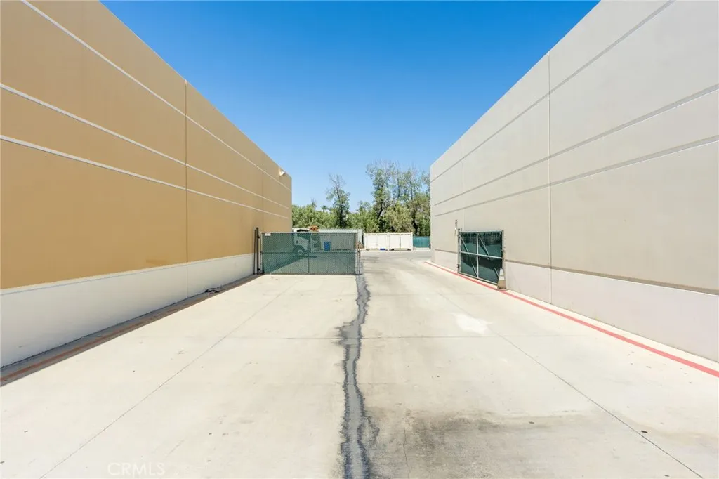 Additional image 108 of 77570 Enfield Ln, Palm Desert, CA 92211