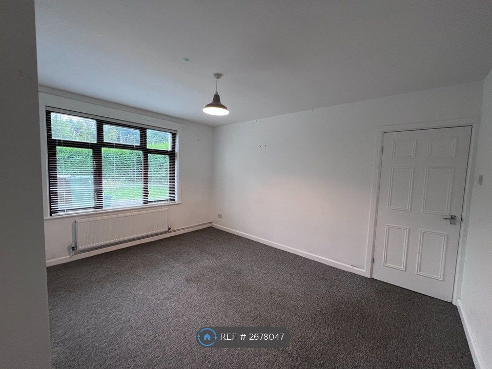 Additional image 2 of 3 bed semi-detached house to rentHeolddu Drive, Bargoed CF81