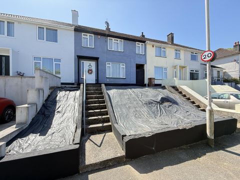 Melrose Avenue, Pennycross, Plymouth PL2