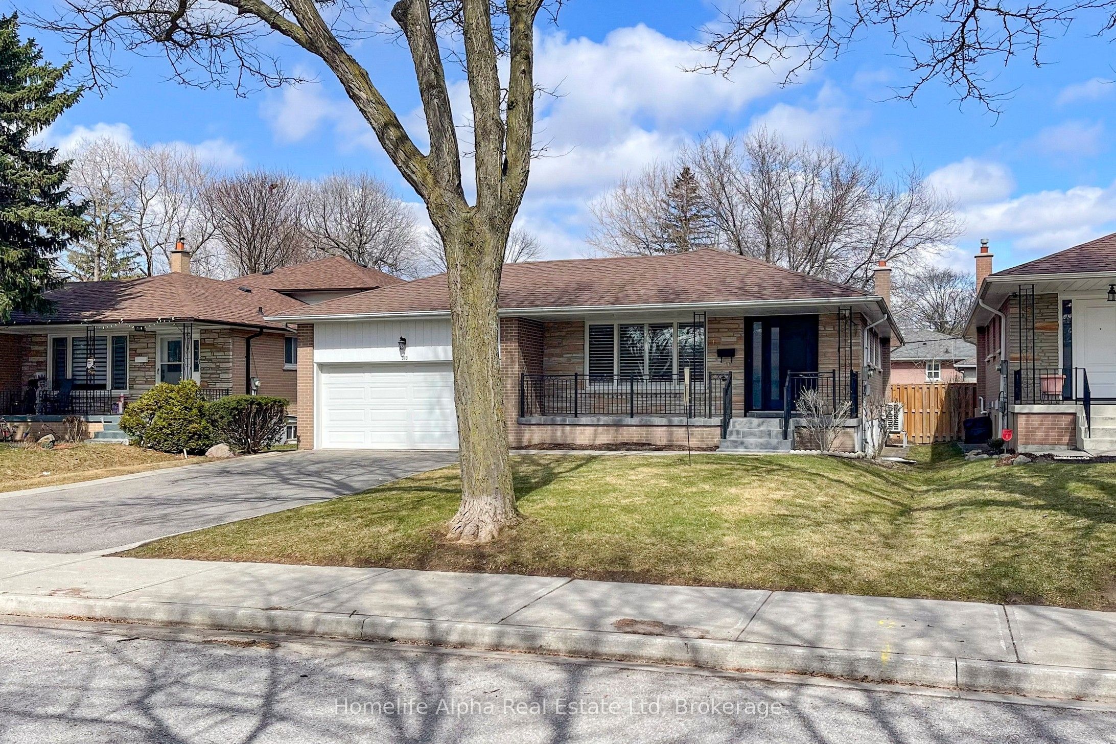 373 Becker Road, Richmond Hill, ON, L4C 2S3