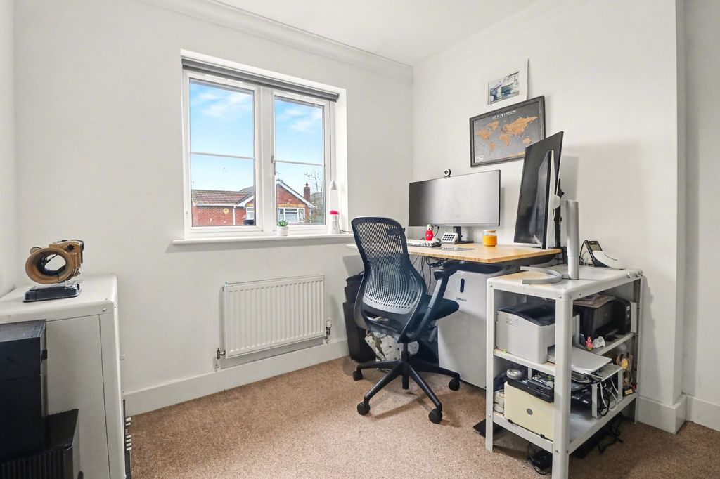 Additional image 7 of 3 bed semi-detached house for saleLower St. Helens Road, Hedge End SO30