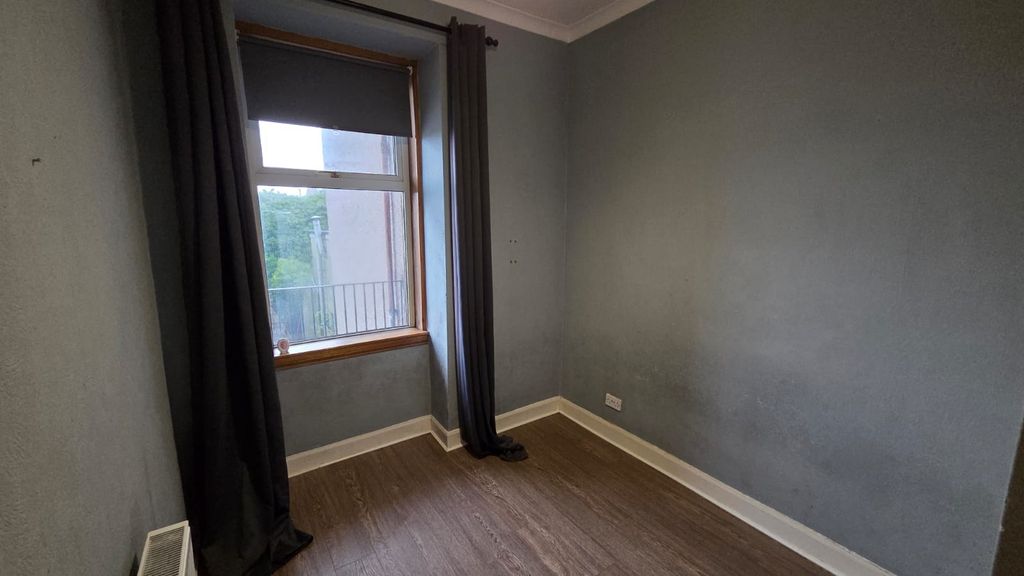 Additional image 3 of 1 bed flat to rentWest Blackhall Street, Central, Greenock PA15