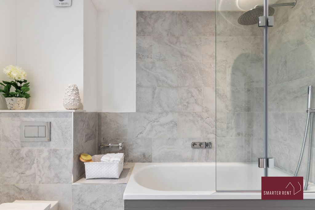 Additional image 13 of 3 bed flat to rentBurlington Avenue, Kew TW9