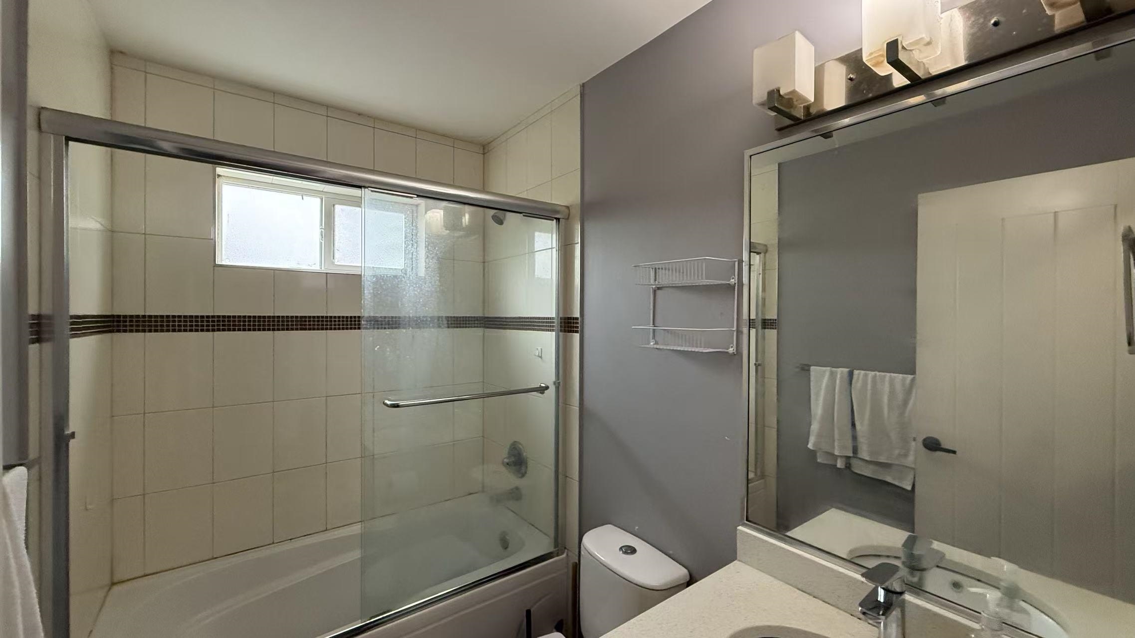 Additional image 6 of Garden Suite-7835 1st Street, Burnaby, BC, V3N 0C9