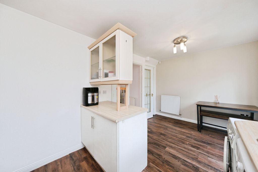 Additional image 8 of 3 bed semi-detached house for saleFisher Close, Sutton-In-Ashfield NG17