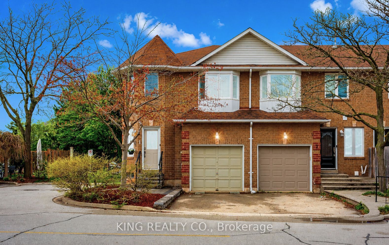 1-1240 Westview Terrace, Oakville, ON, L6M 3M4