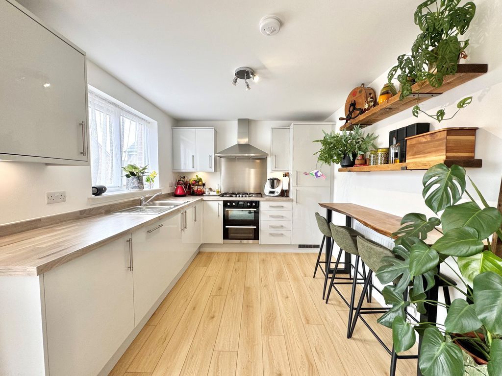 Additional image 5 of 4 bed villa for saleMonument Brae, Monkton KA9
