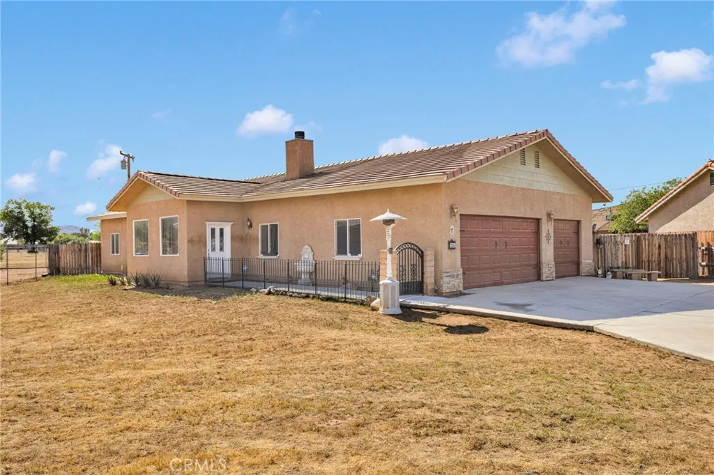 20151 Serrano Rd, Apple Valley, CA 92307 photo 3