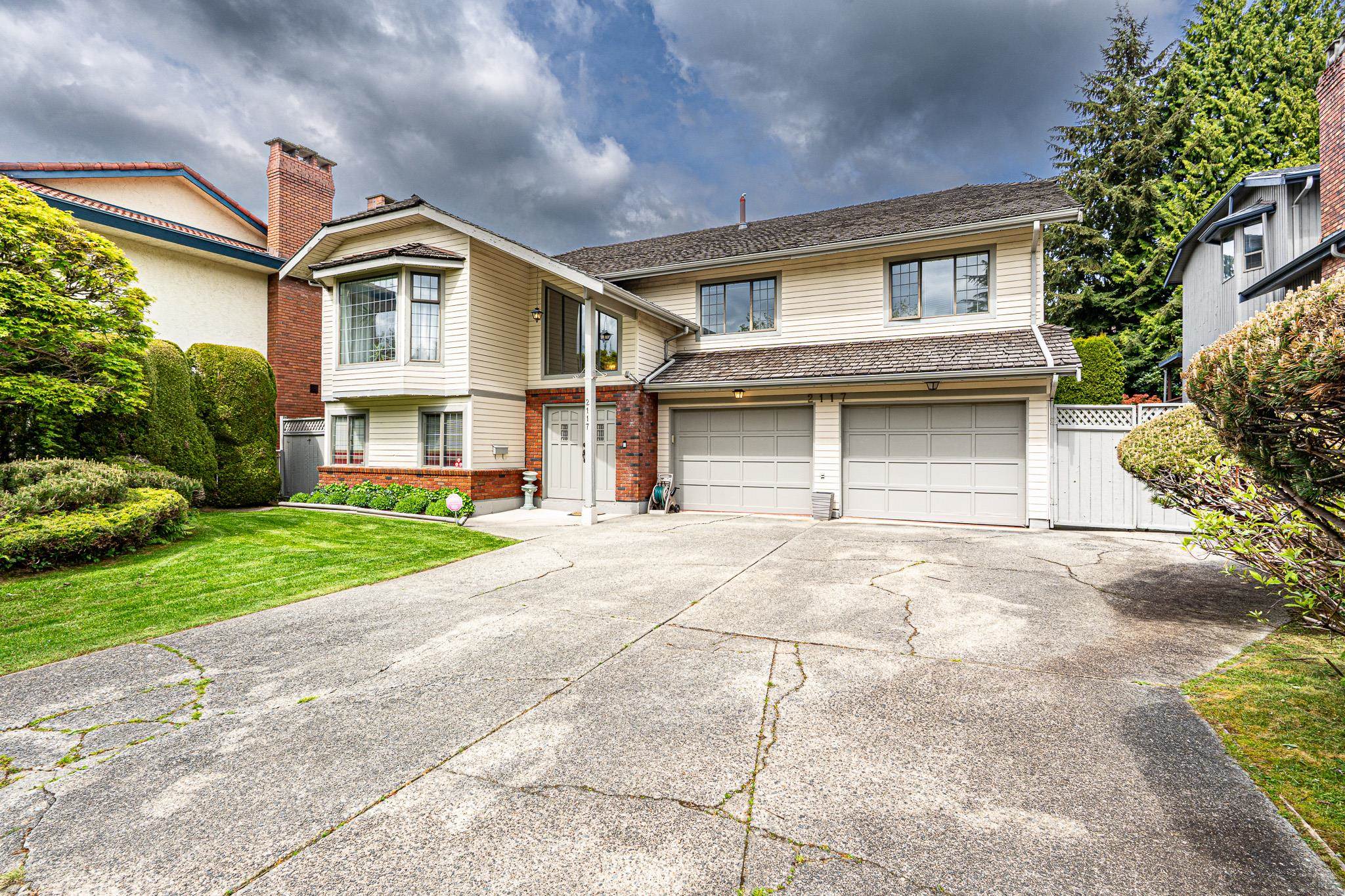 Additional image 2 of 2117 Knightswood Place, Burnaby, BC, V5A 4B9