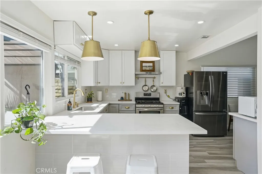 Additional image 8 of 27621 Cherry Creek Drive, Valencia, CA 91354