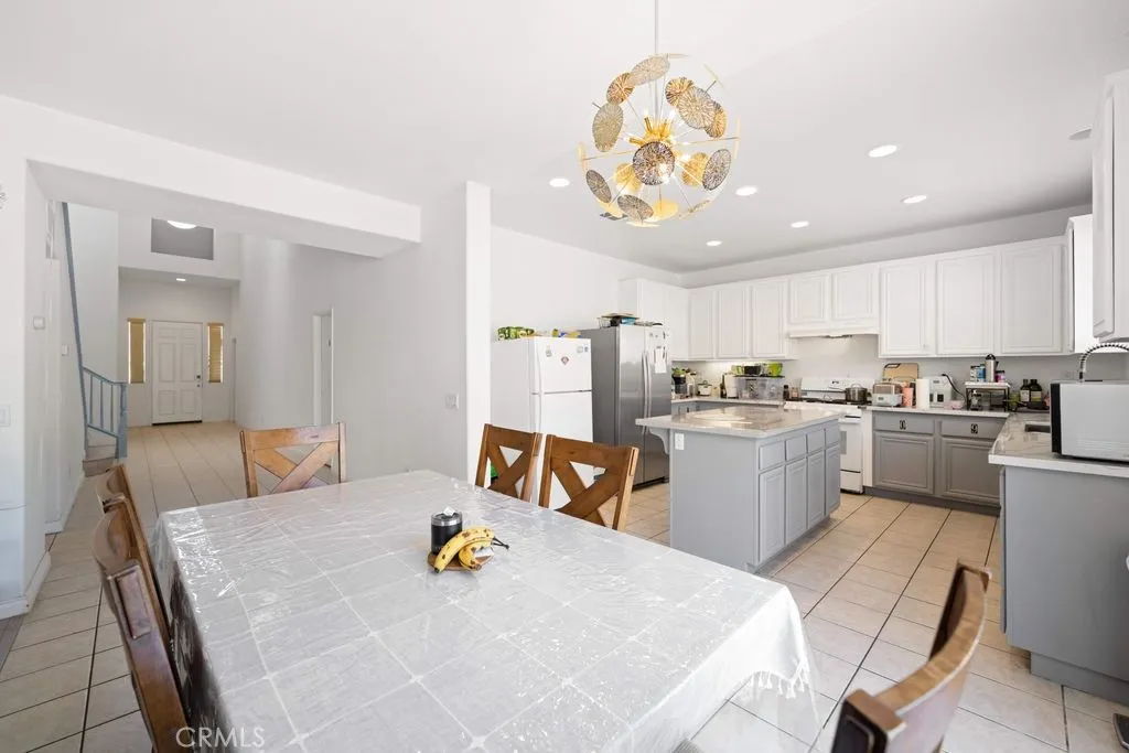 Additional image 7 of 23564 Via Solana, Moreno Valley, CA 92557