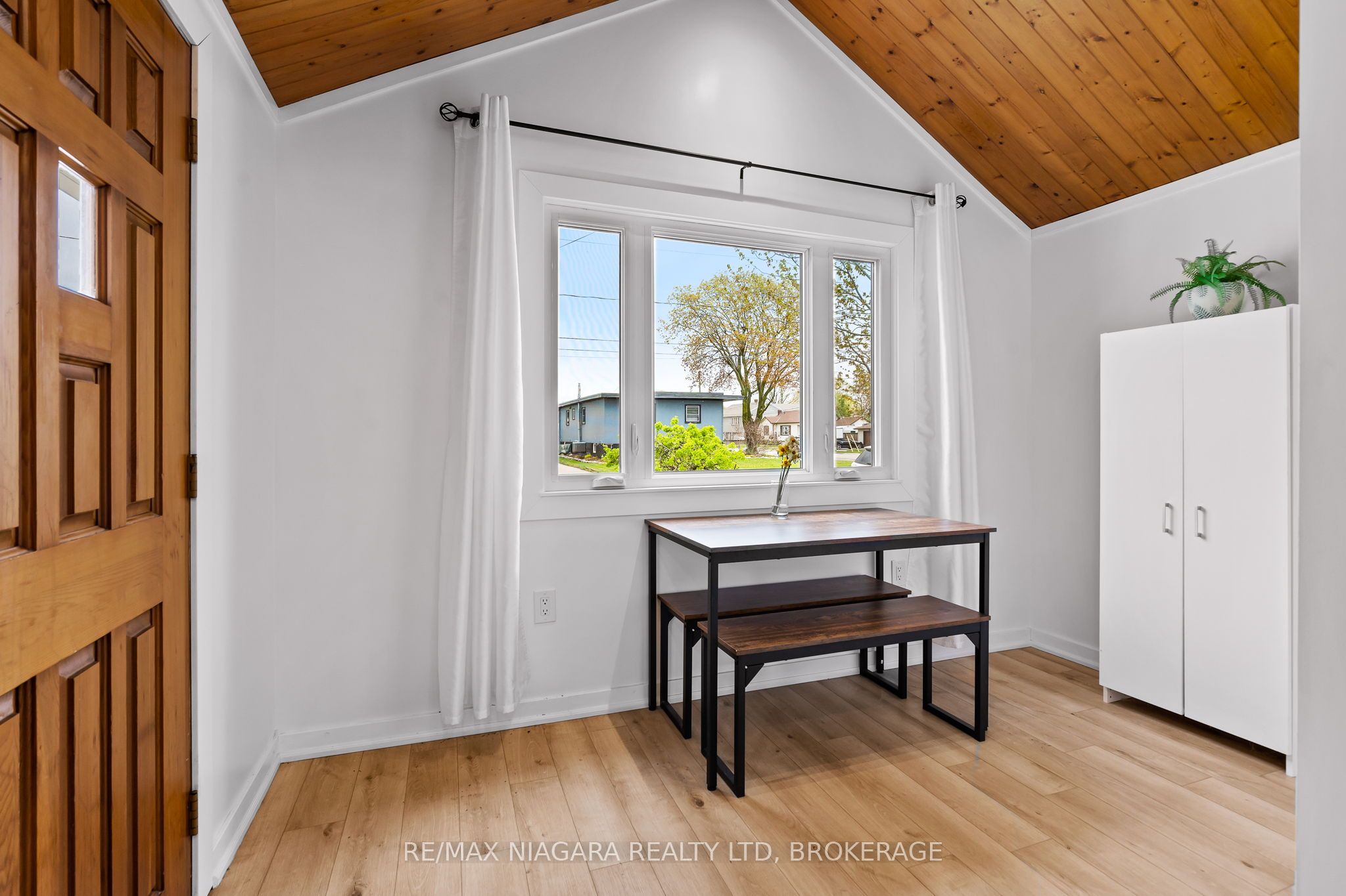 Additional image 4 of 656 Steele Street, Port Colborne, ON, L3K 4Y9