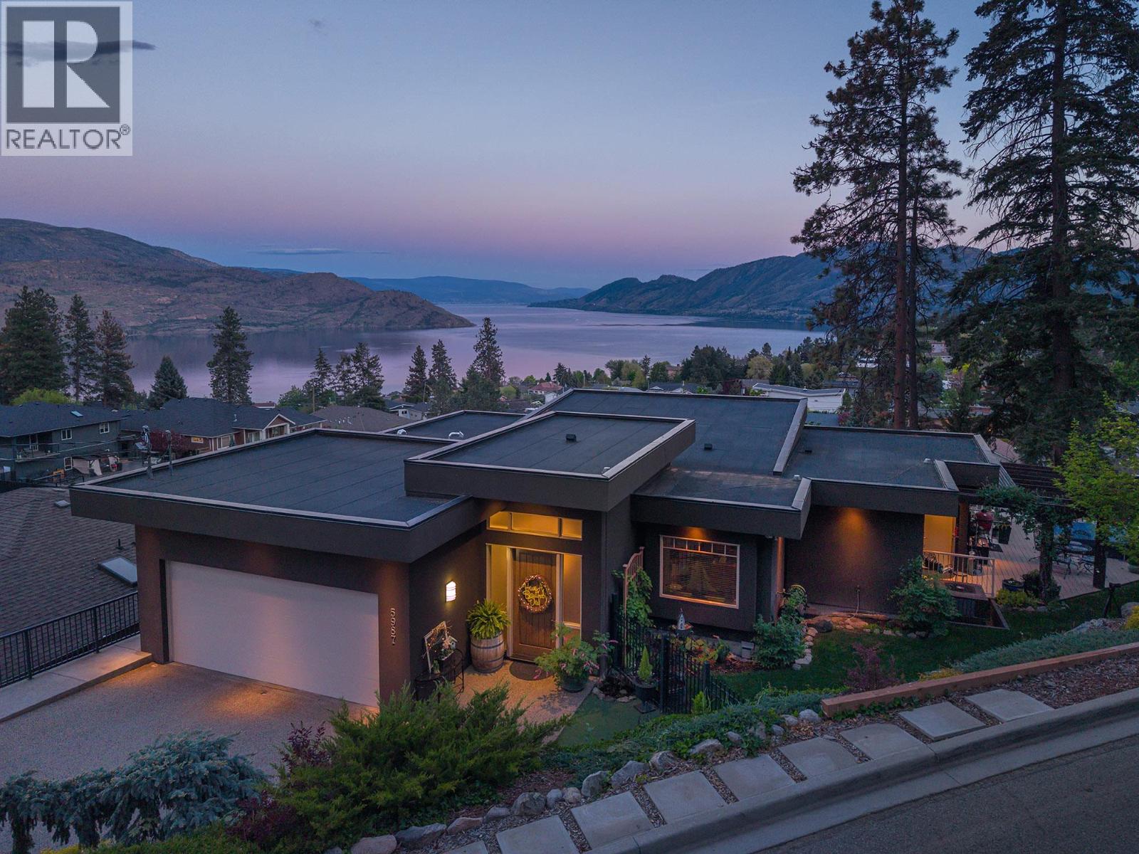 5987 Meldrum Place, Peachland, BC, V0H1X4