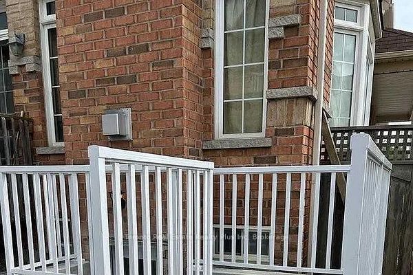 32 Turnhouse Crescent, Markham, ON, L6B 0S5 photo 5