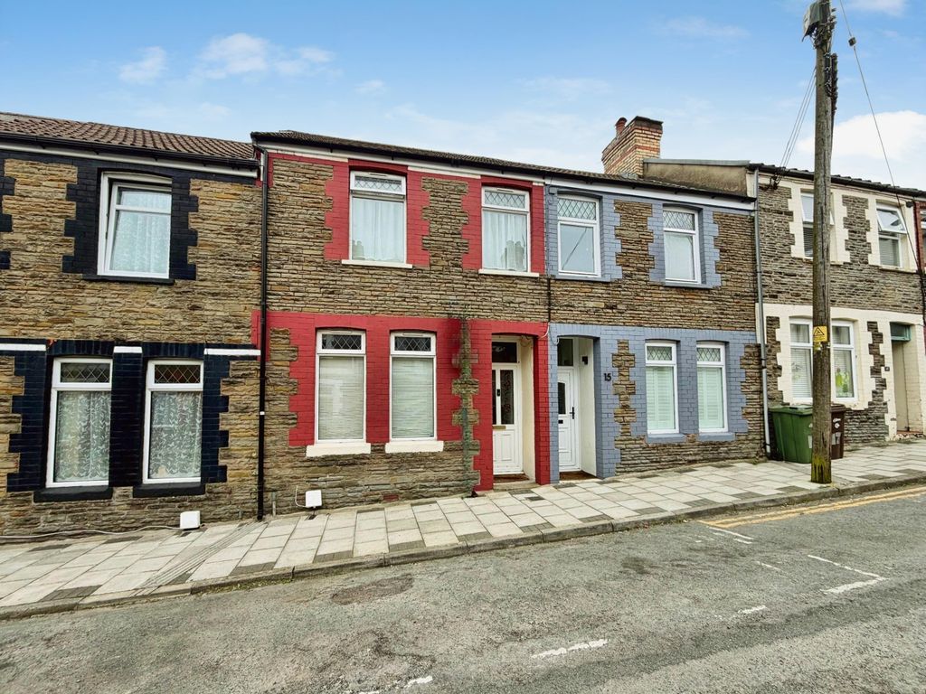 Additional image 2 of 3 bed terraced house to rentSalop Street, Caerphilly CF83