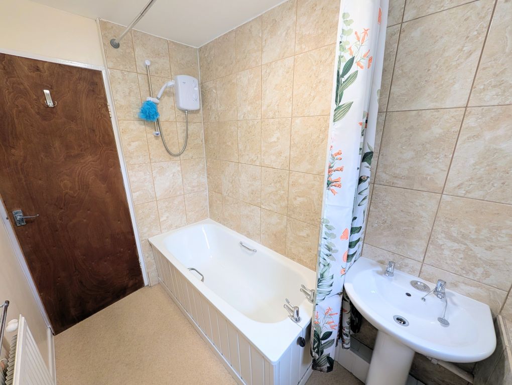 Additional image 6 of 2 bed flat to rentCelyn Court, Pontnewydd, Cwmbran NP44