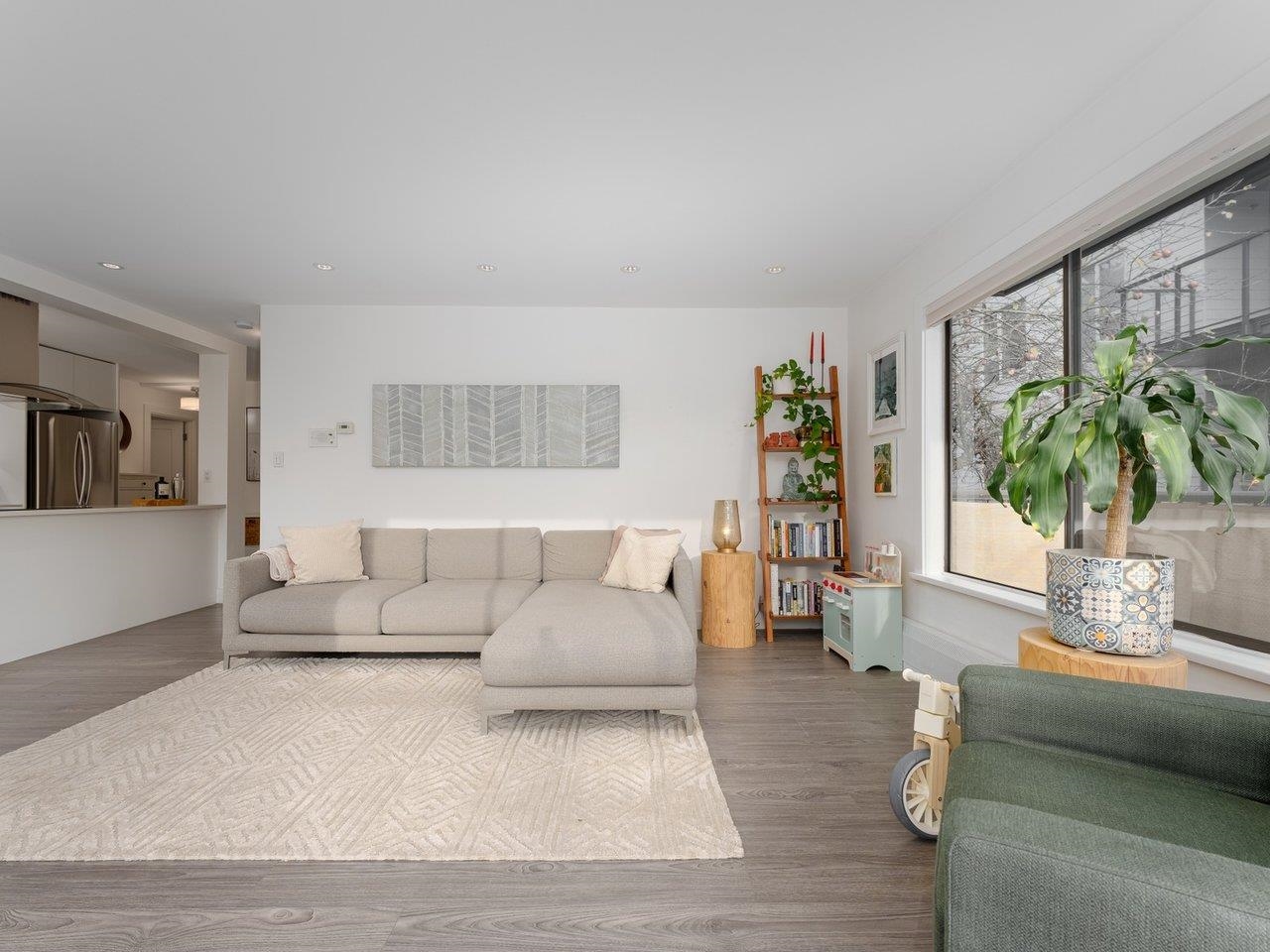 Additional image 6 of 103-127 4th Street E, North Vancouver, BC, V7L 1H7