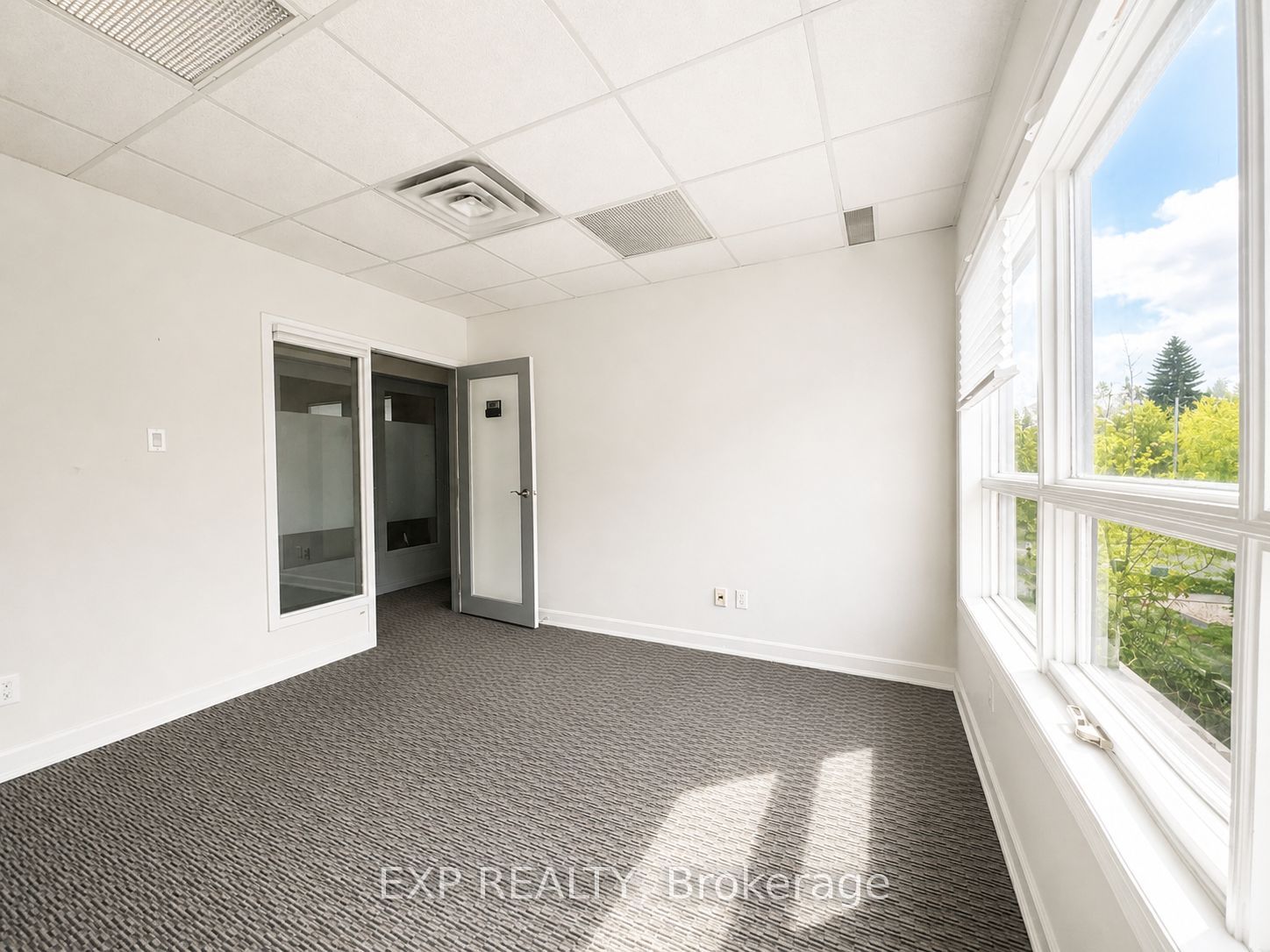 Additional image 3 of 207-111 Sherwood Drive, Ottawa, ON, K1Y 3V1