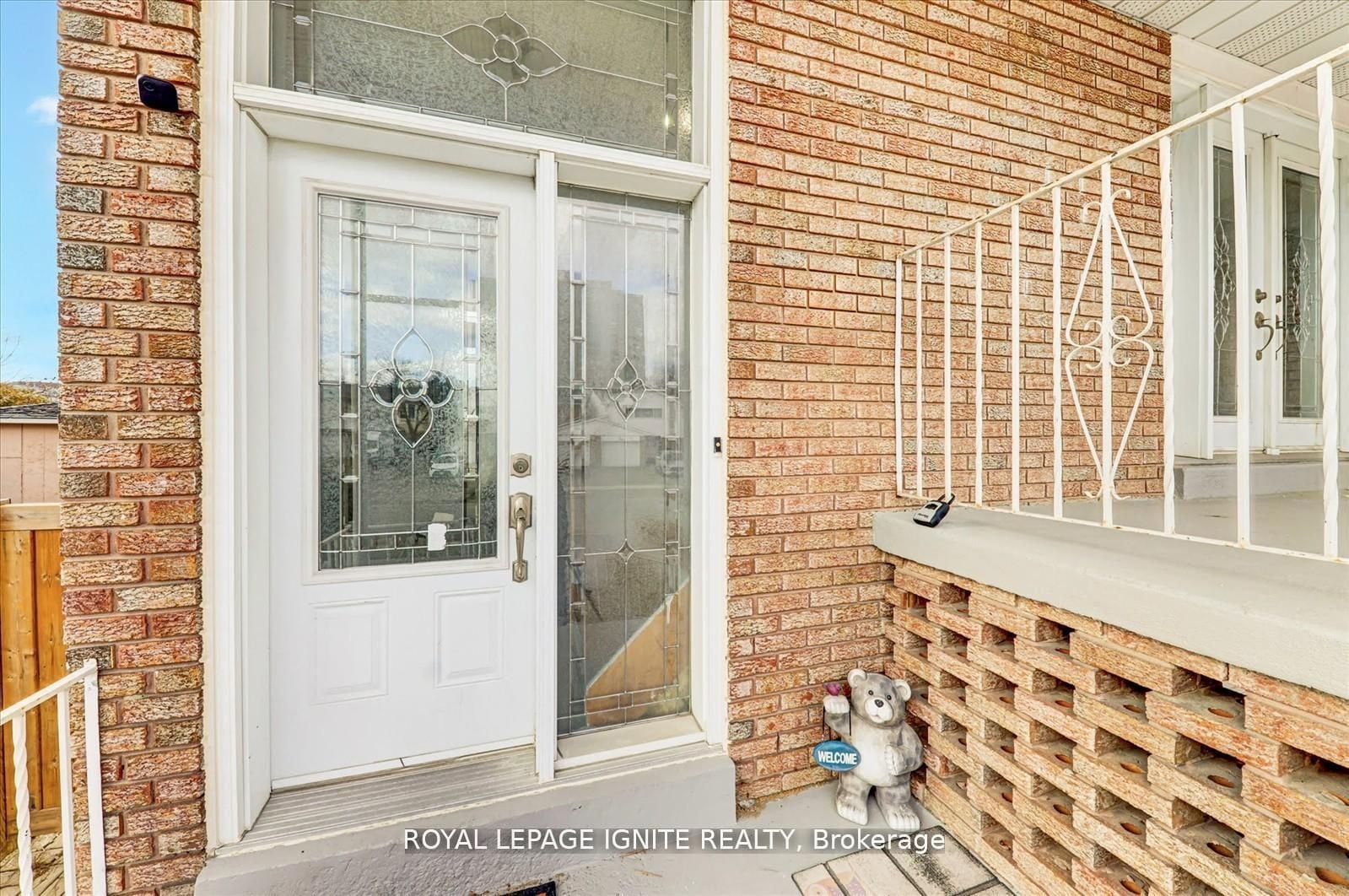Additional image 3 of 4023 Bishopstoke Lane, Mississauga, ON, L4Z 1H9