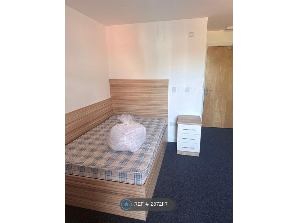 Additional image 12 of 9 bed flat to rentWellingborough Road, Northampton NN1