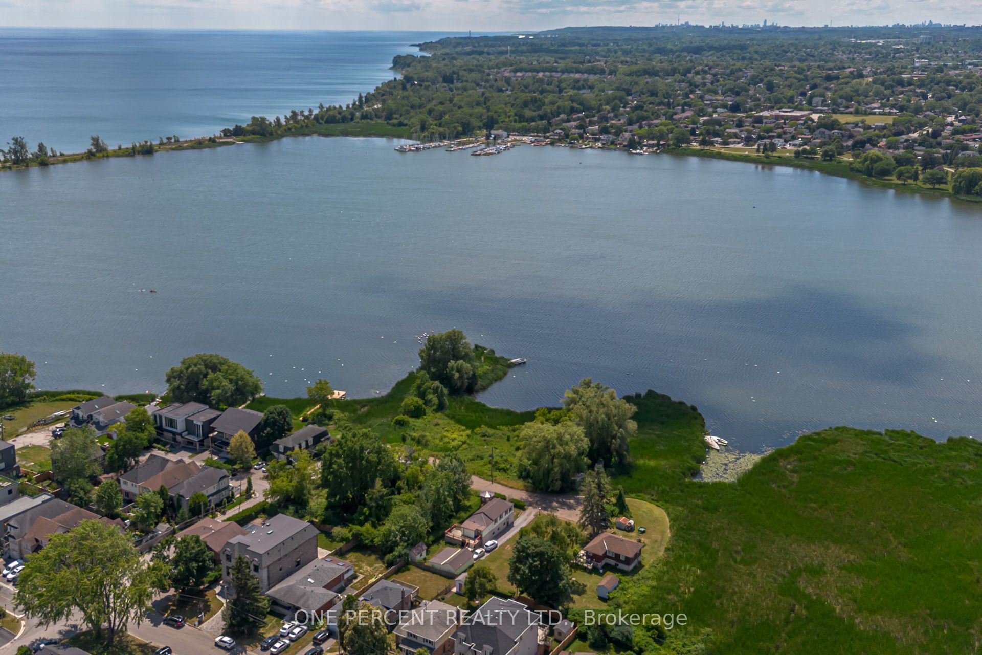Additional image 6 of 809 St. Martins Drive, Pickering, ON, L1W 1N1