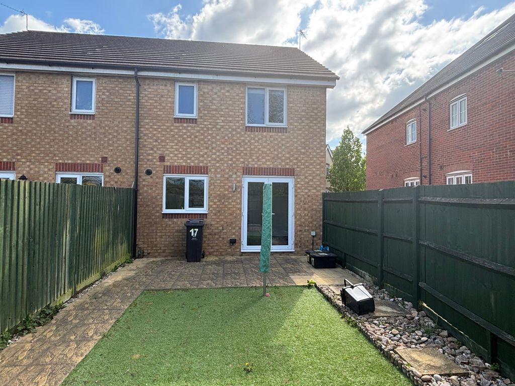 Additional image 16 of 3 bed semi-detached house to rentWheatcroft Way, Swindon SN1