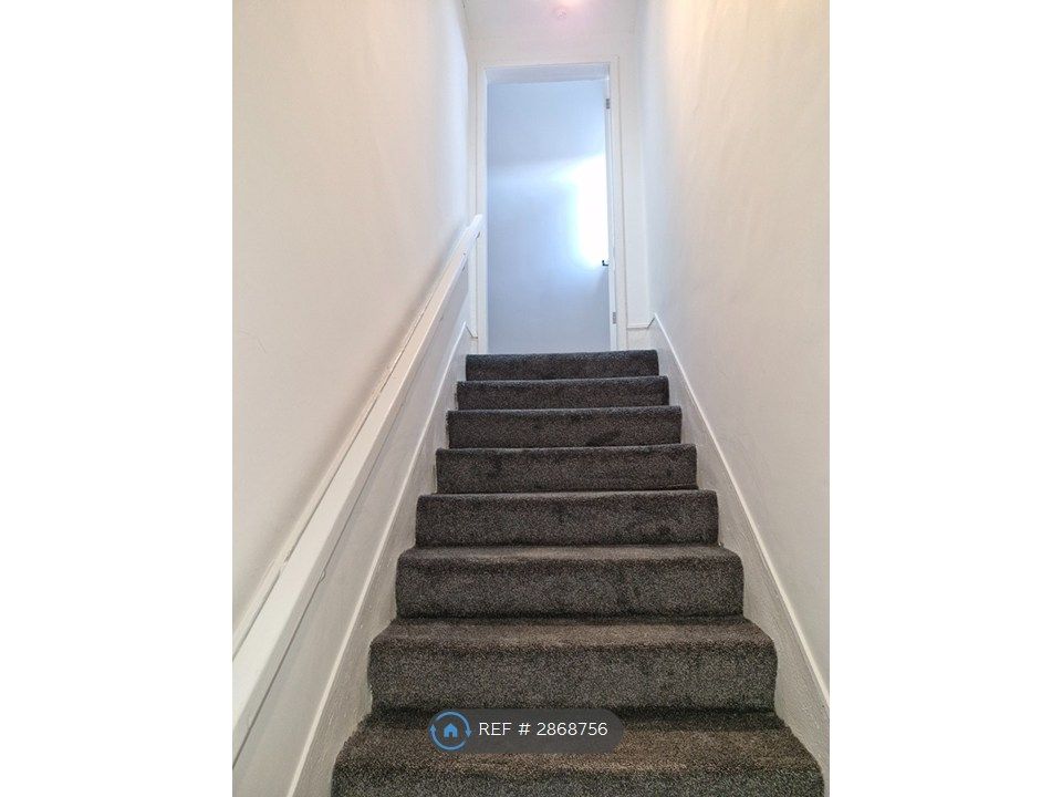 Additional image 3 of 3 bed flat to rentMitchell Street, Coatbridge ML5
