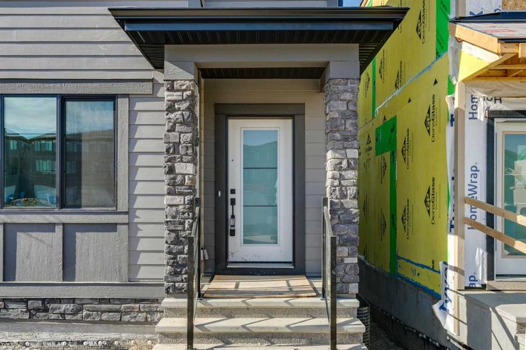 Additional image 3 of 49 Bluerock Hill SW, Calgary, AB, T2Y 0V7