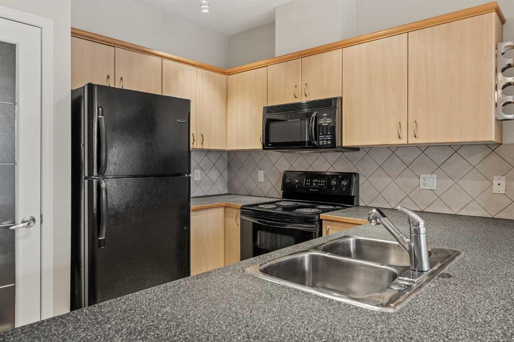 Additional image 6 of 206-3651 Marda Link SW, Calgary, AB, T3T 6J7