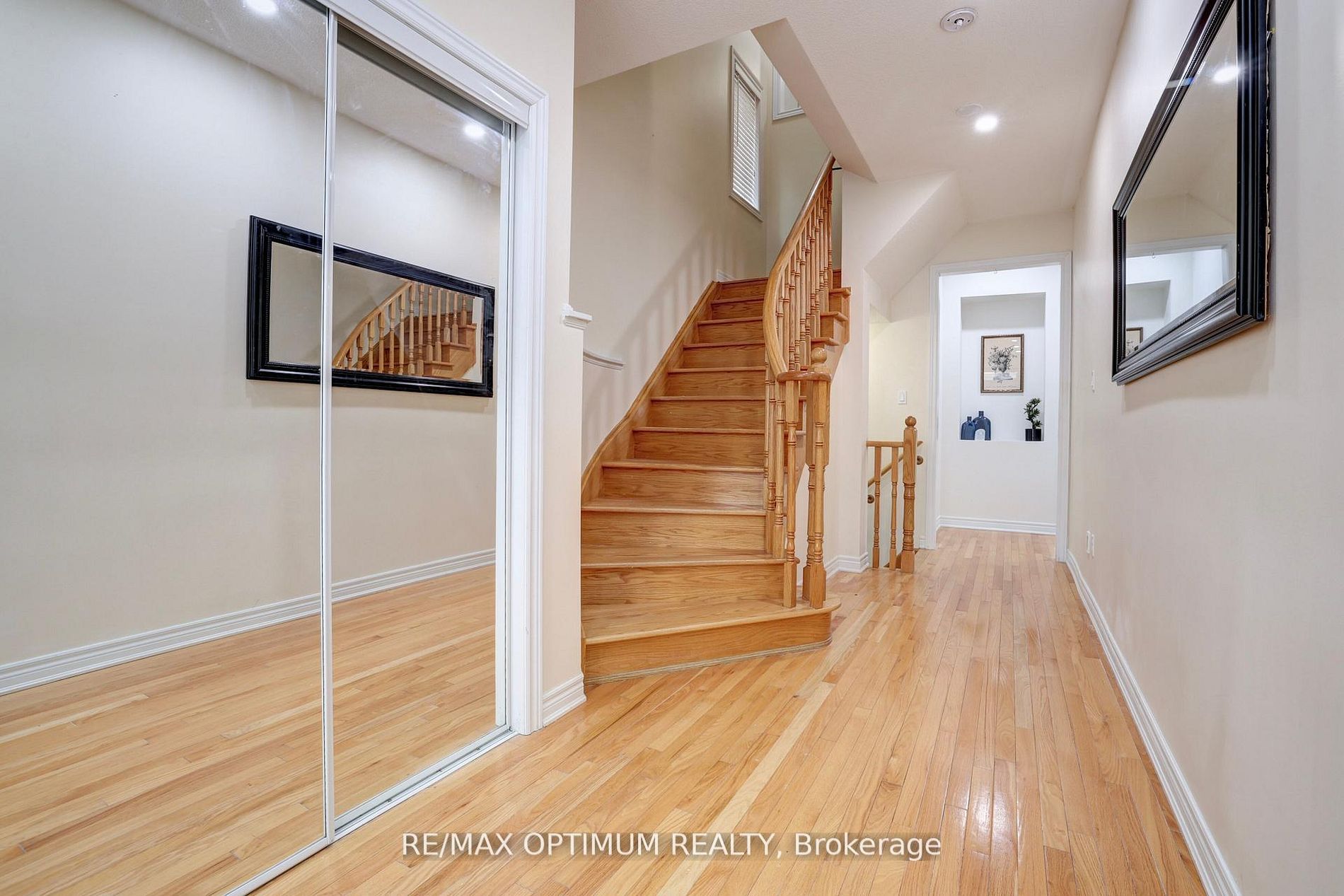 21 Saint Eugene Street, Brampton, ON, L6Y 0N5 photo 4