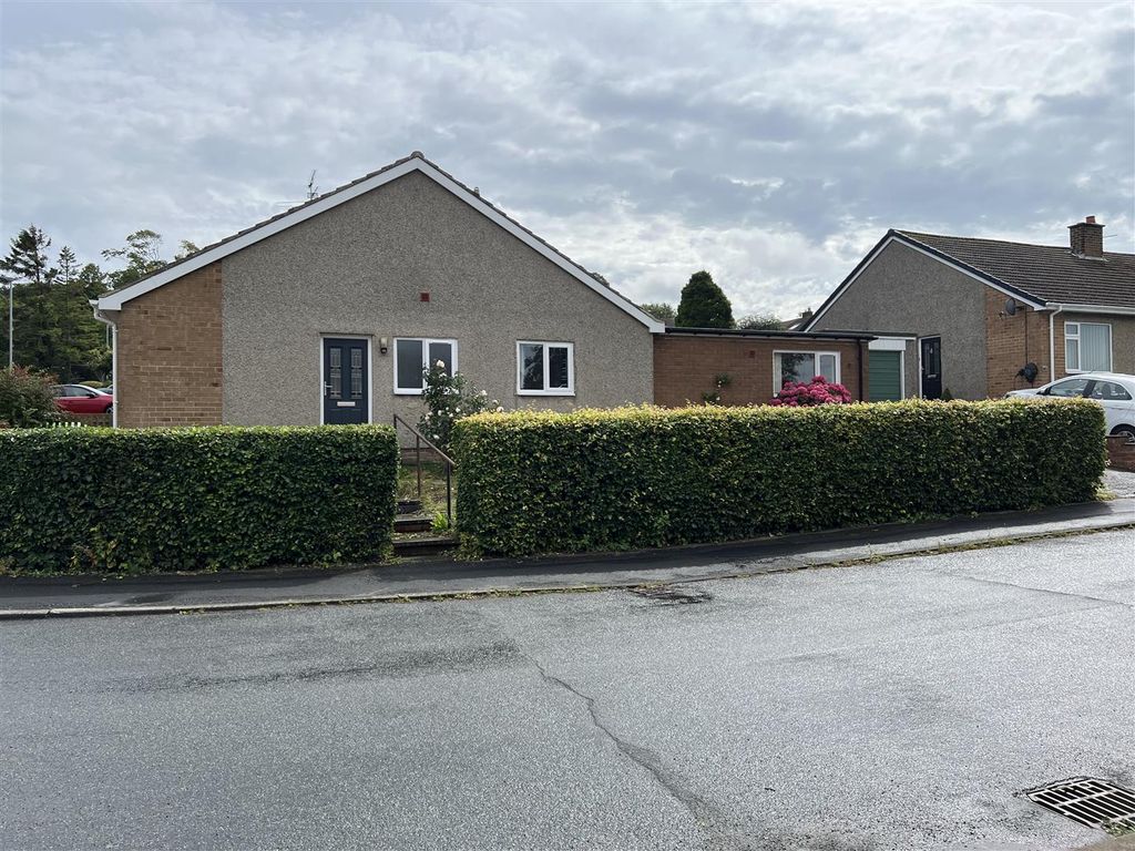 3 bed semi-detached bungalow to rentChapel Lands, Alnwick NE66