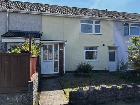 Fourth Avenue, Clase, Swansea SA6