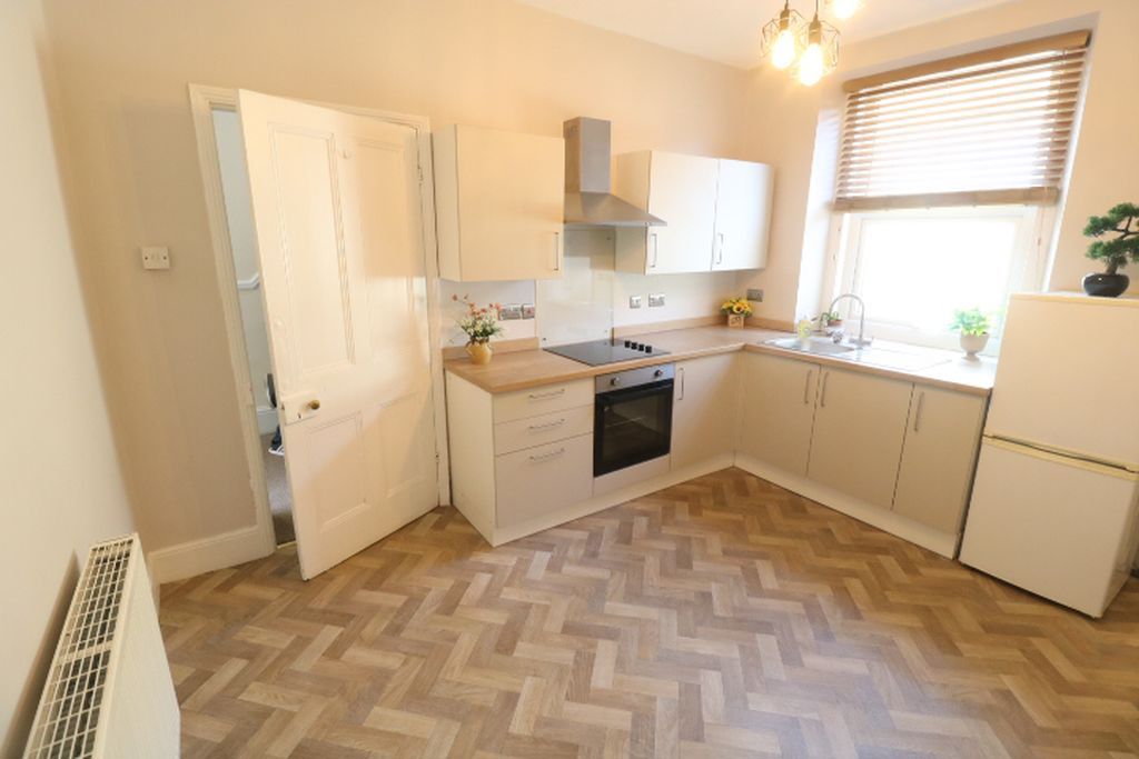 Additional image 2 of 4 bed terraced house to rentGrafton Street, Douglas IM2