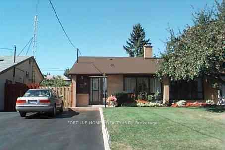 30 Dombey Road, Toronto, ON, M3L 1N9
