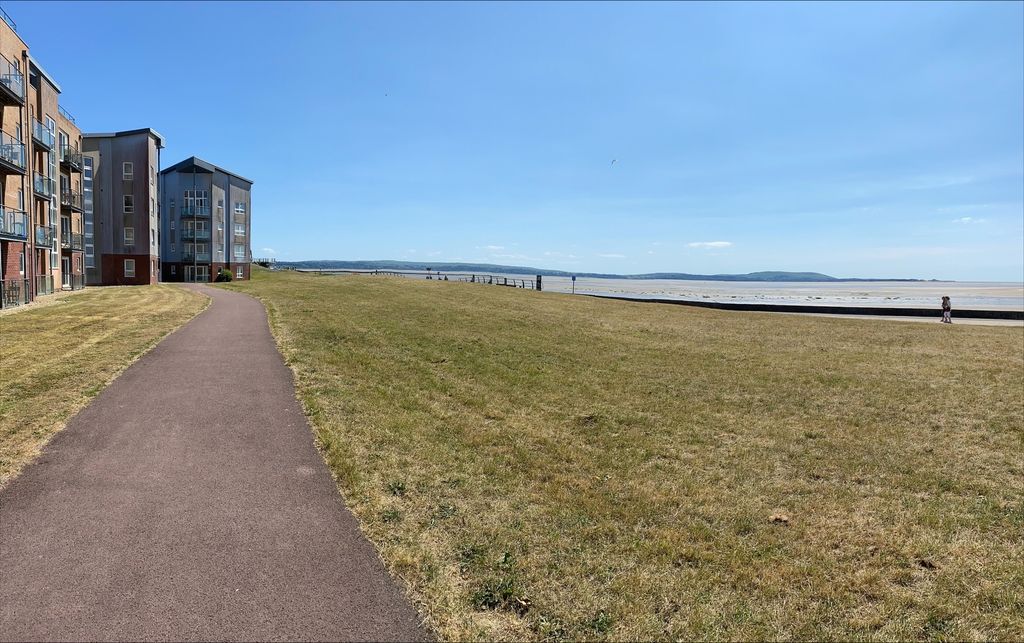 Additional image 2 of 2 bed flat to rentPentre Doc Y Gogledd, Llanelli SA15