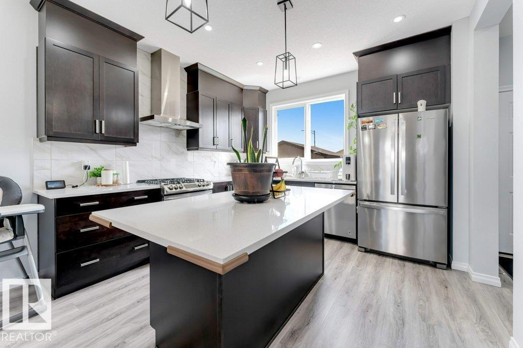 Additional image 3 of 1305 Darby Way SW, Edmonton, AB, T6W4N3
