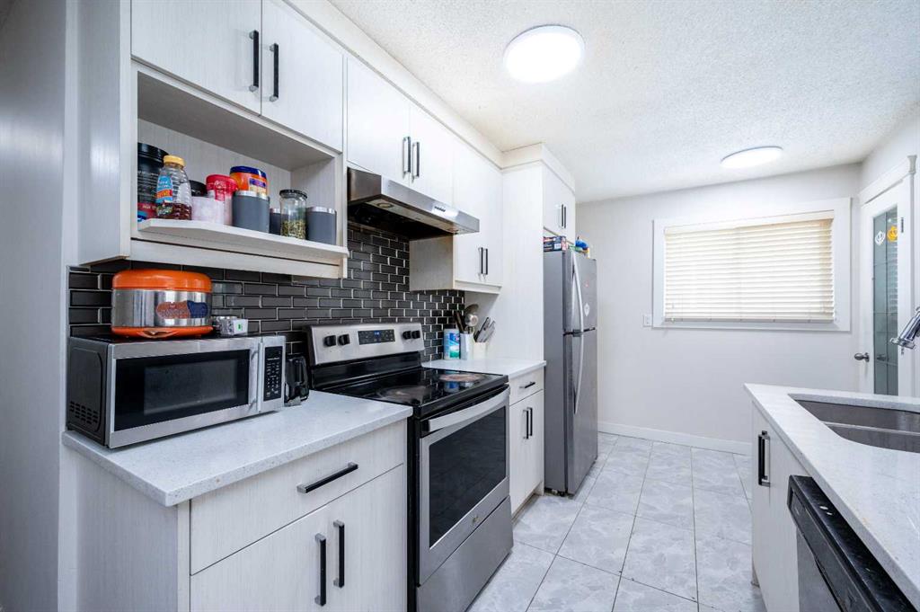 Additional image 2 of 72 Faldale Close NE, Calgary, AB, T3J 1V9