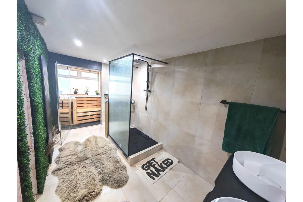 Additional image 9 of 5 bed detached house for sale11 Hartville Road, Hartlepool TS24