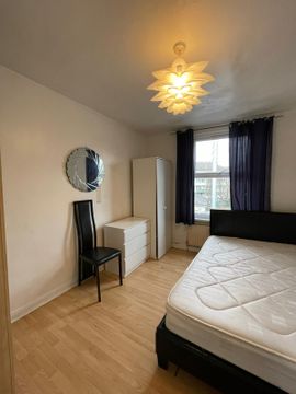 Smythe Street, London E14