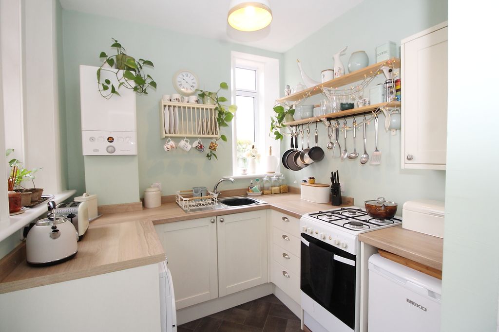 Additional image 4 of 2 bed flat for saleGrange Place, Alexandria G83