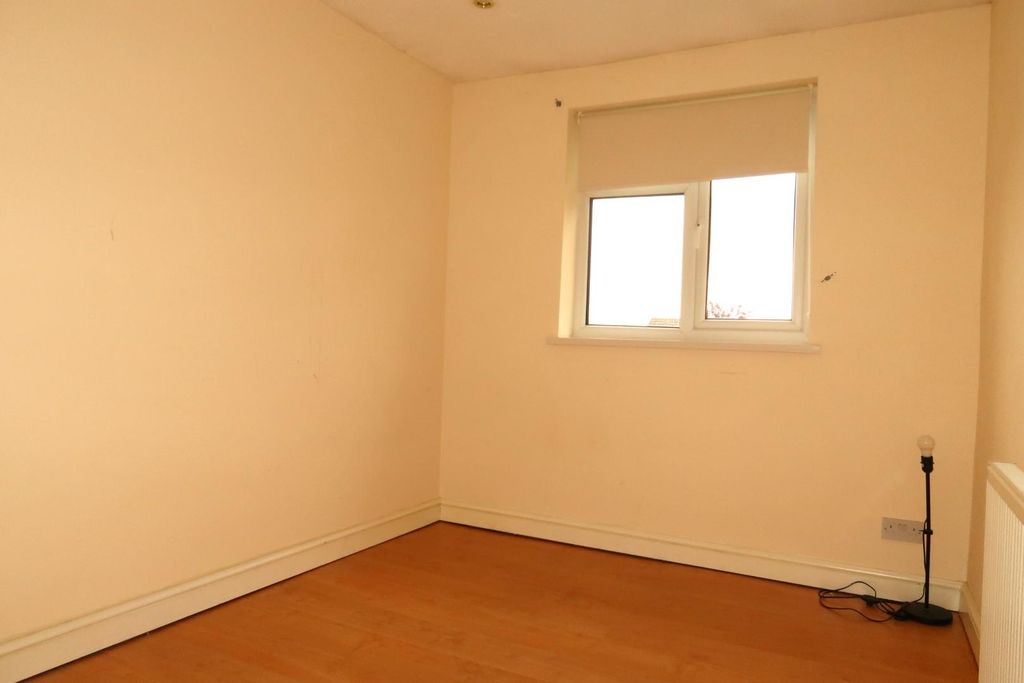 Additional image 11 of 4 bed property to rentSpencer Drive, Llandough, Penarth CF64