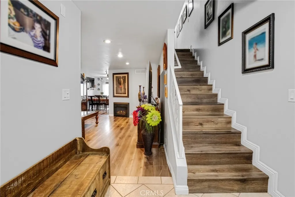 Additional image 37 of 9562 Via Bernardo, Burbank, CA 91504