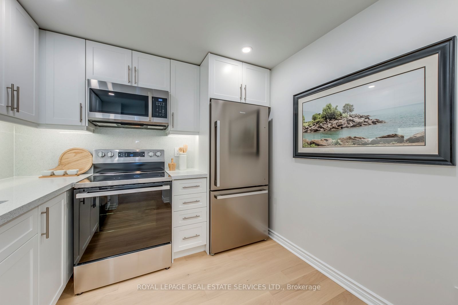 Additional image 5 of 403-1 Ripley Avenue, Toronto, ON, M6S 4Z6