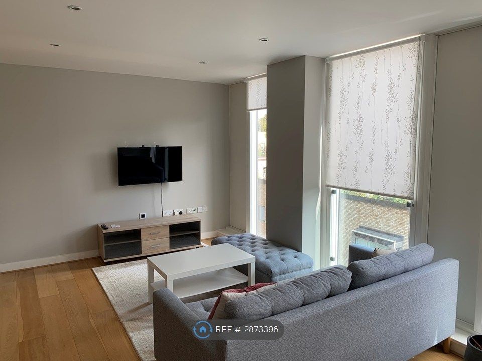 2 bed flat to rentKingfisher Way, Cambridge CB2 photo 2
